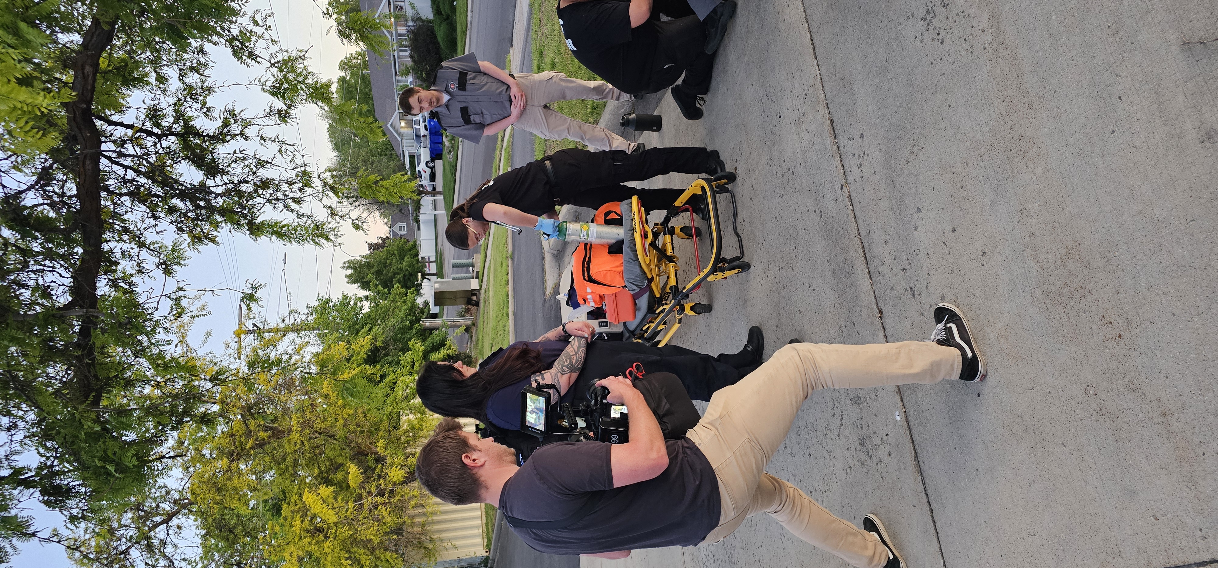 Behind the scenes photo 5